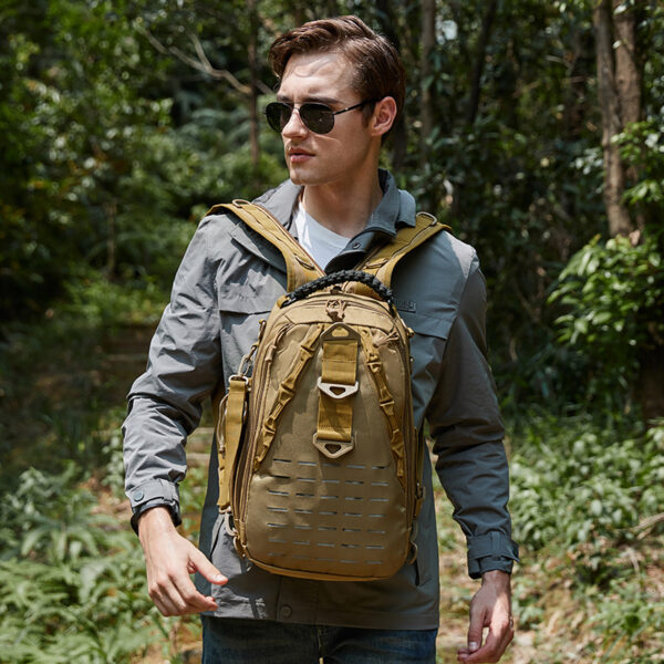 MOCHILA TACTICO 40L - MULTIPROPOSITO Mochila Táctica de 40L Modelo Mountain